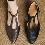 Greta | Klassische T-Steg-Schuhe mit geflochtenem Detail